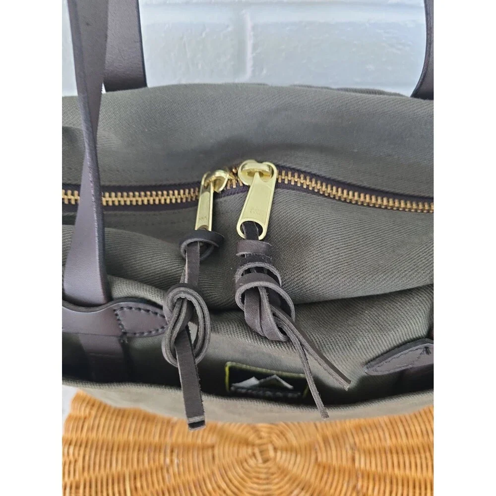 NWT FILSON RUGGED TWILL TOTE BAG WITH ZIPPER MADE IN USA OTTER GREEN